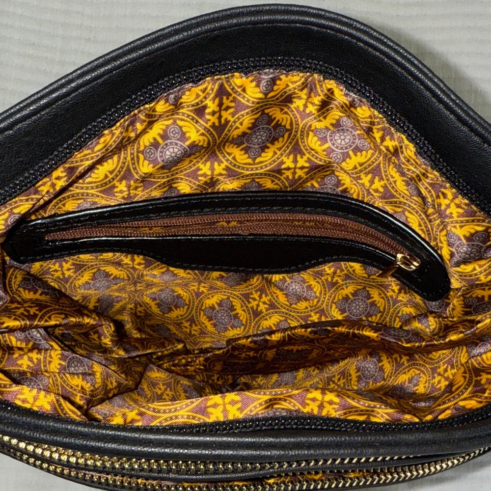 Elegant Black Leather Women's Bag